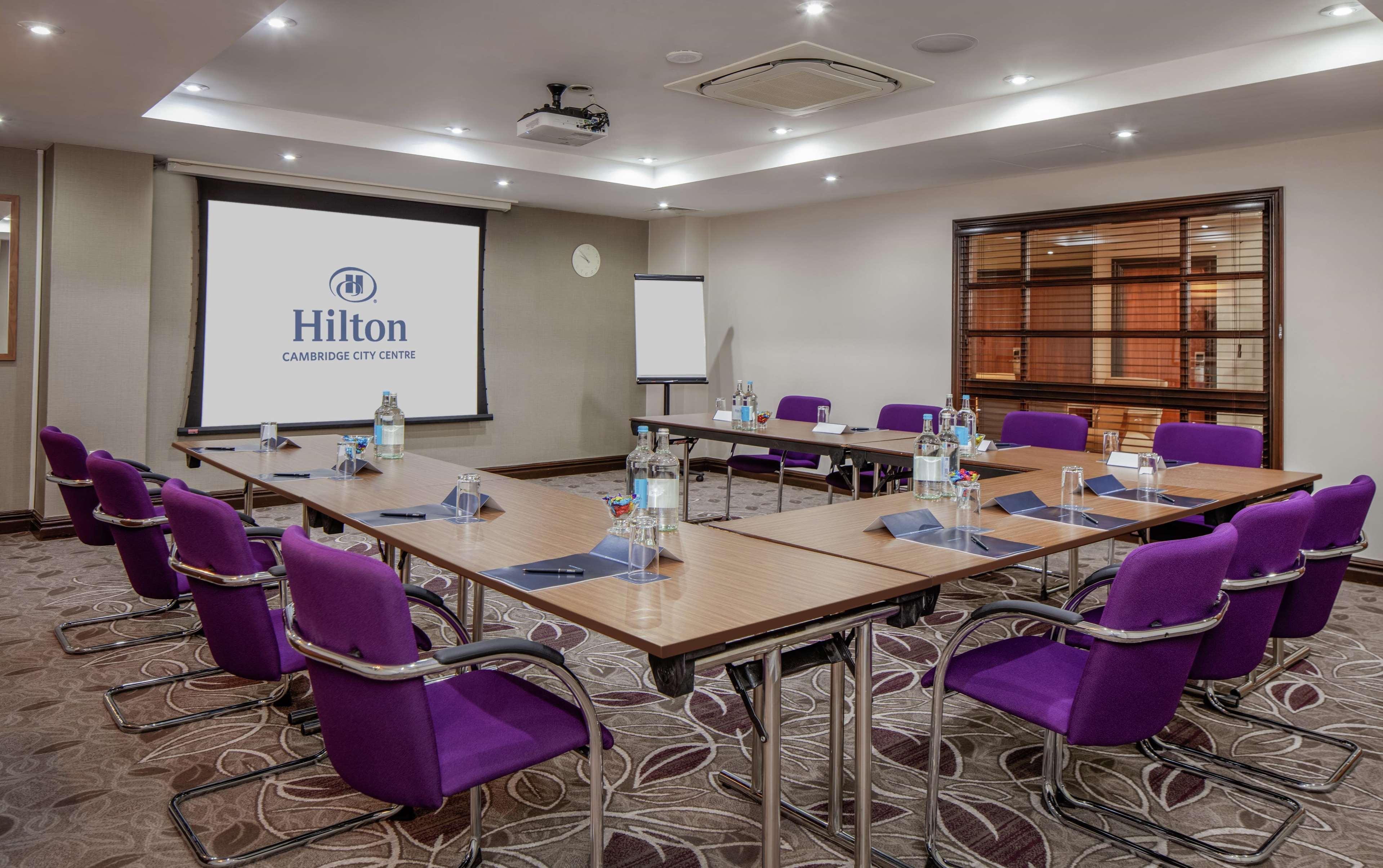 Hilton Cambridge City Centre Экстерьер фото