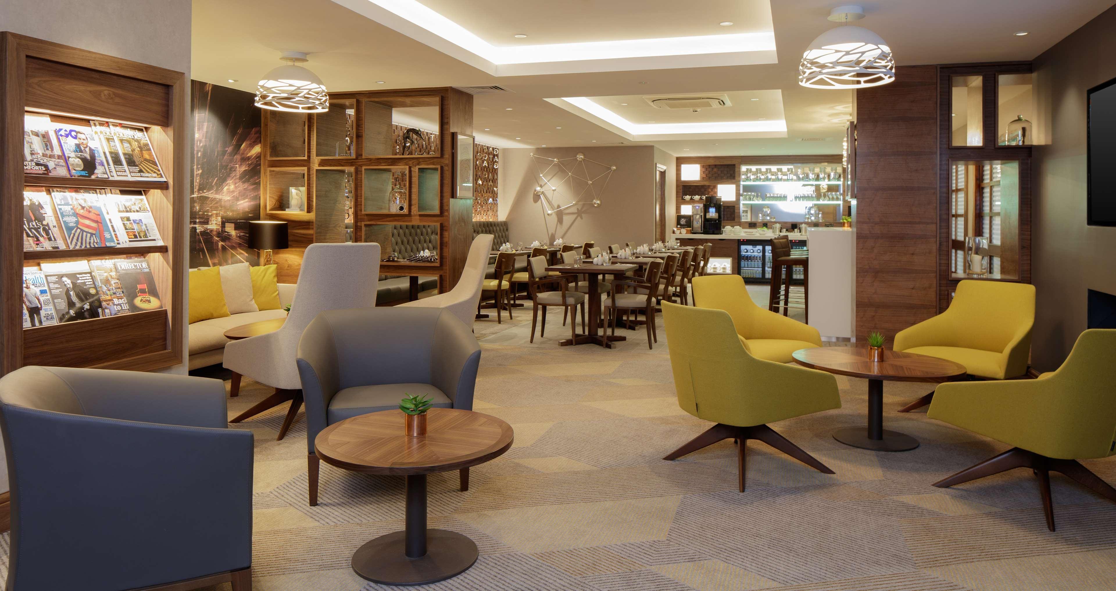 Hilton Cambridge City Centre Экстерьер фото
