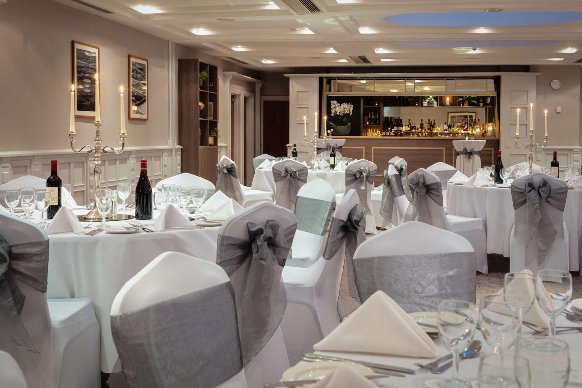 Hilton Cambridge City Centre Экстерьер фото