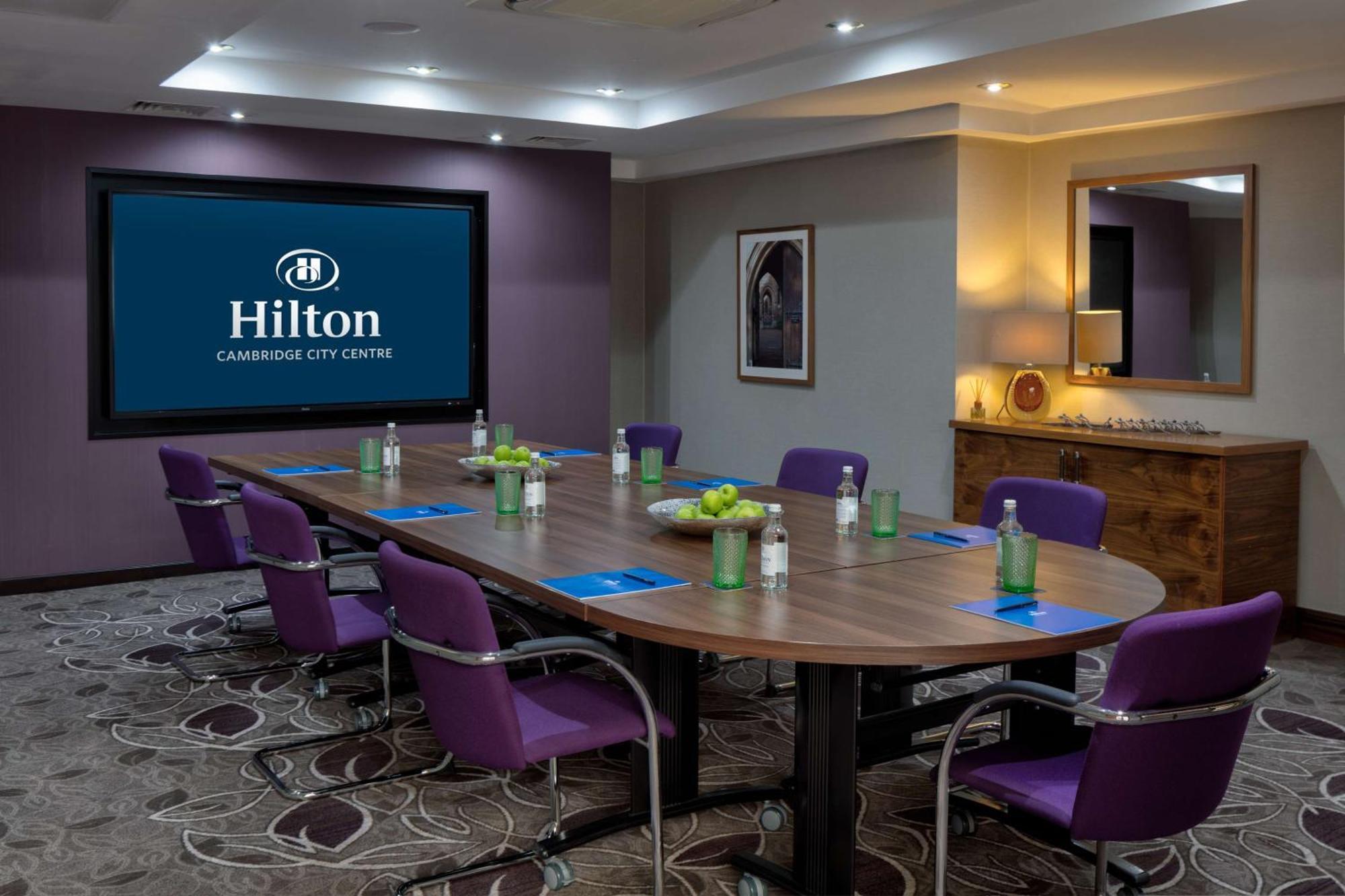 Hilton Cambridge City Centre Экстерьер фото