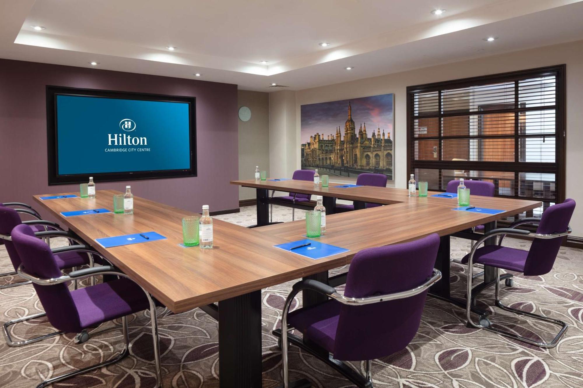 Hilton Cambridge City Centre Экстерьер фото