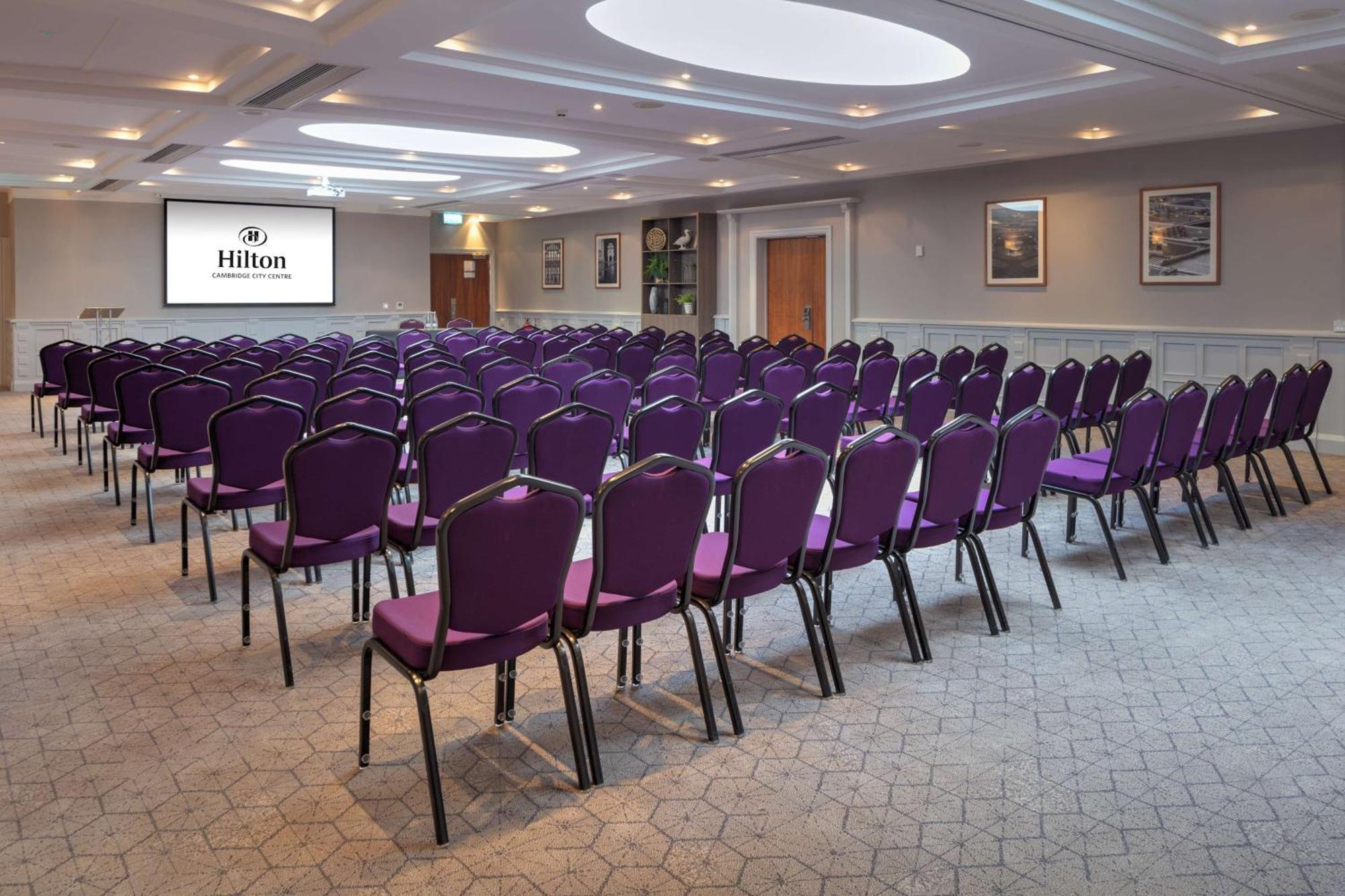 Hilton Cambridge City Centre Экстерьер фото